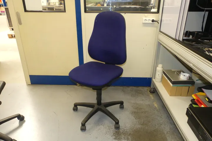 Bürostuhl